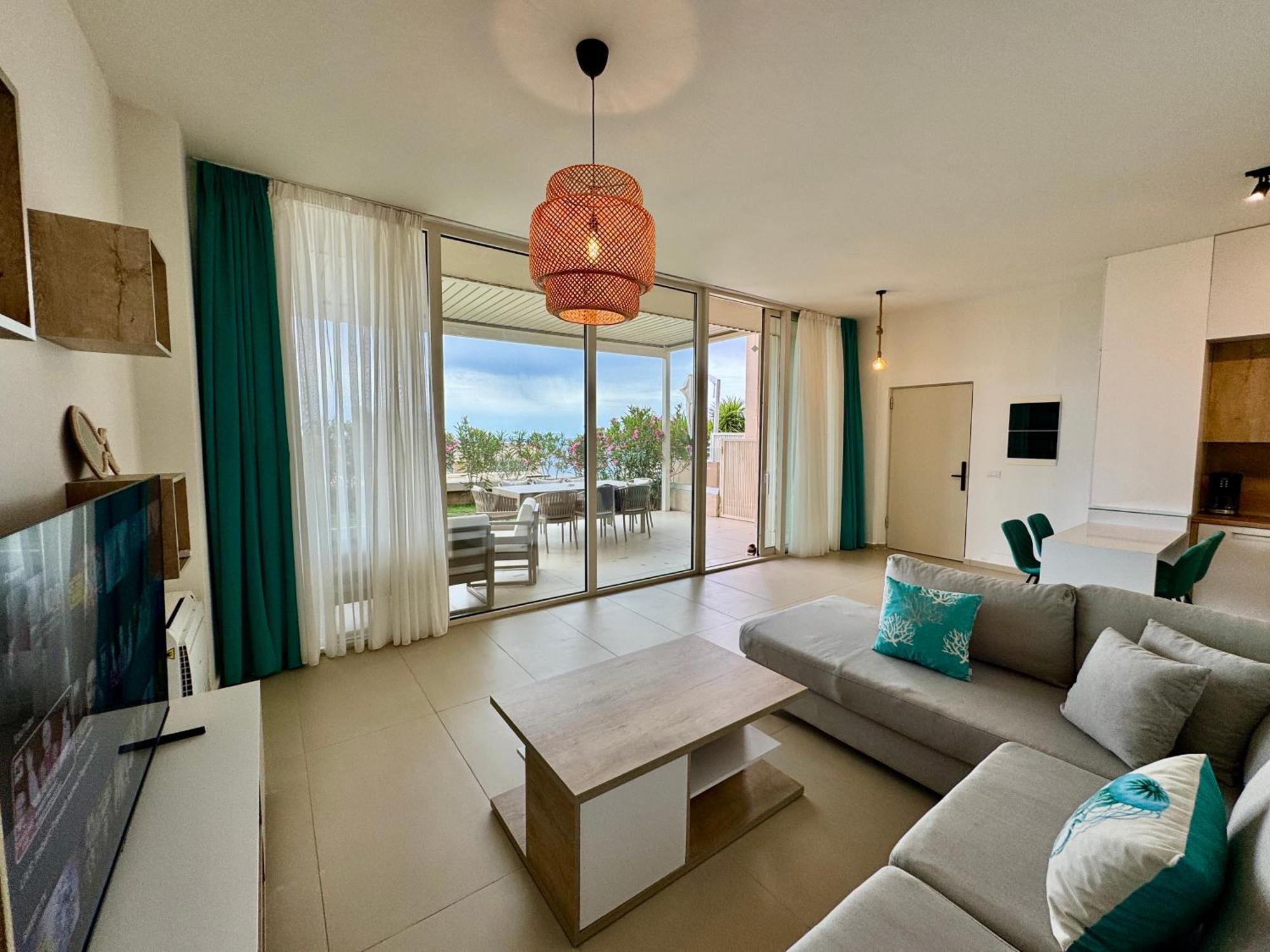 Casa vacanze Tis, Coast Palasë