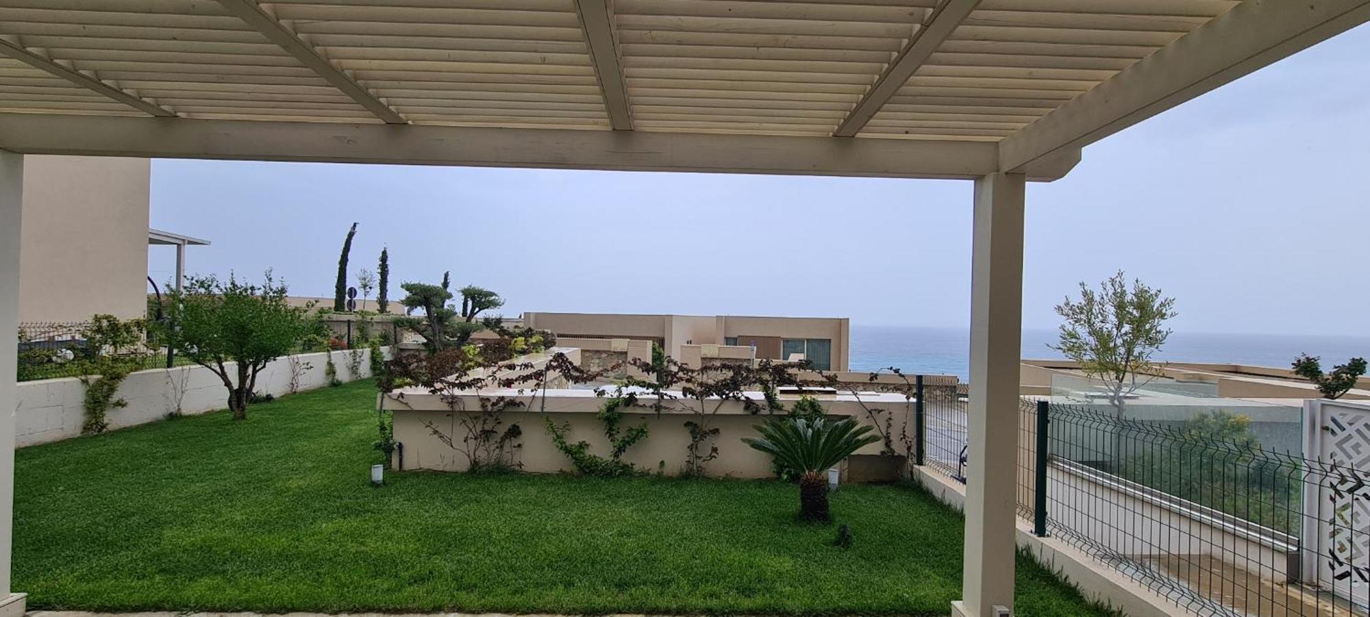 Hébergement de vacances Tis, Coast