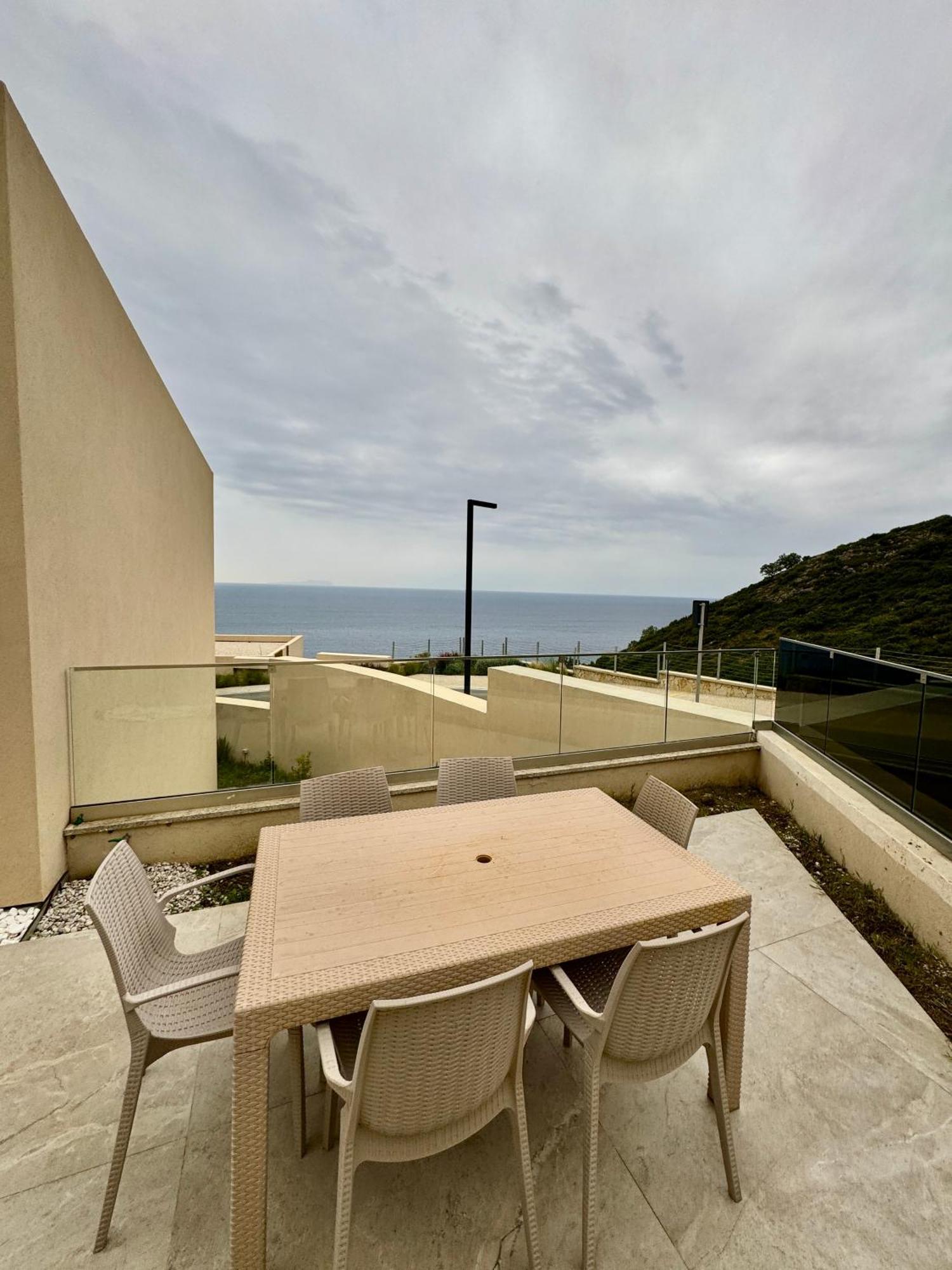 Tis, Coast Casa vacanze Palasë